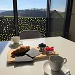 Apartment Romantic Sunset View Private Terrace & E-bikes 5ka Velika Loka