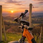 5ka E-bikes Included Panoramic View & Free Parking * Velika Loka
