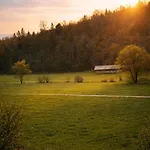 Romantic Sunset View Private Terrace & E-bikes 5ka * Velika Loka