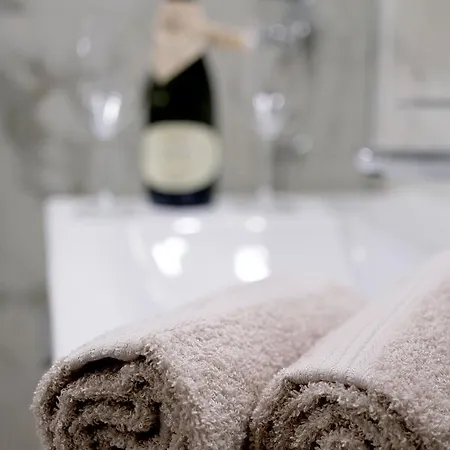 5ka Family Near Ljubljana A2 Access Waterbed Cafe Free Parking * Velika Loka