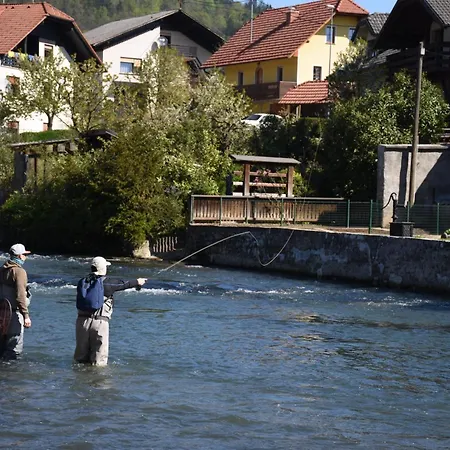 5ka Family Near Ljubljana A2 Access Waterbed Cafe Free Parking Appartamento *