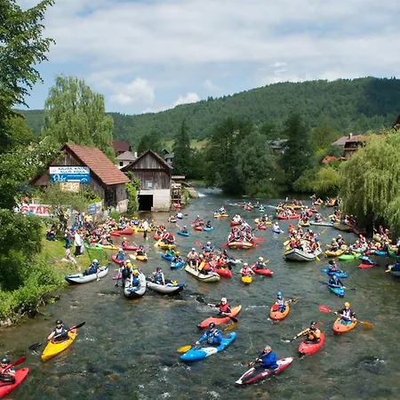 5ka Family Near Ljubljana A2 Access Waterbed Cafe Free Parking Velika Loka