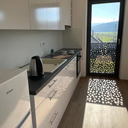 5ka Family Waterbeds Near Ljubljana A2 *