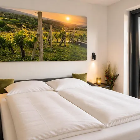 Waterbed I 4 Min To A2 I E-bikes I Near Ljubljana شقة *