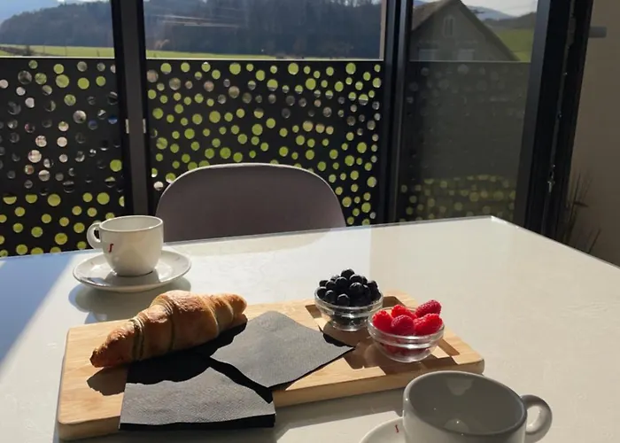 아파트 5Ka Luxury Apartments With Panoramic View & Free E-Bikes Velika Loka